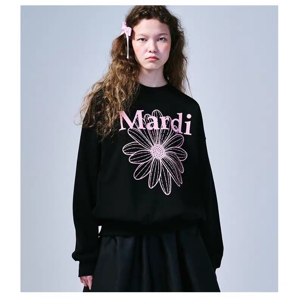 Mardi Black Sweatshirt with Pink Floral Design